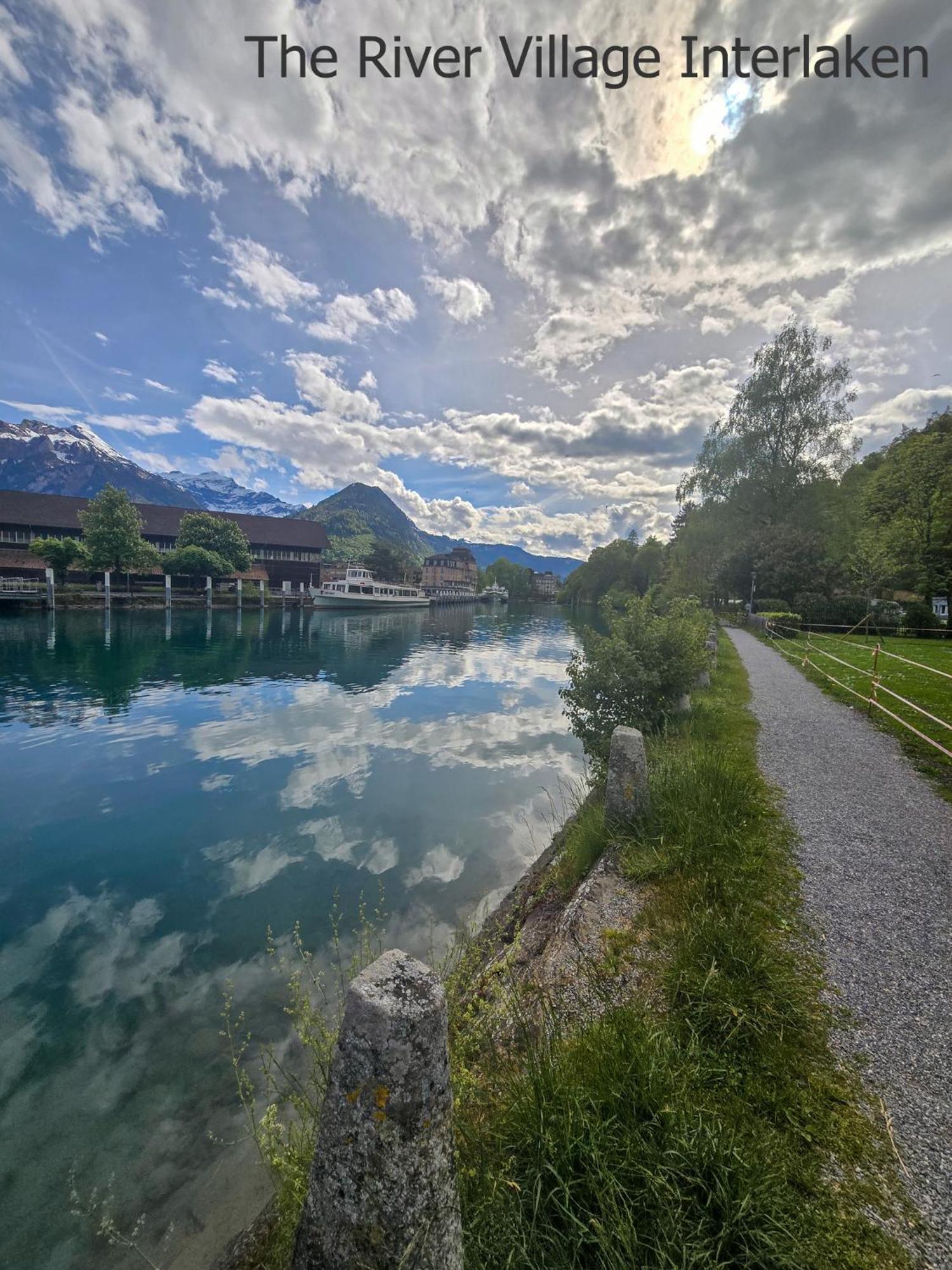 The River Village Interlaken Exterior photo