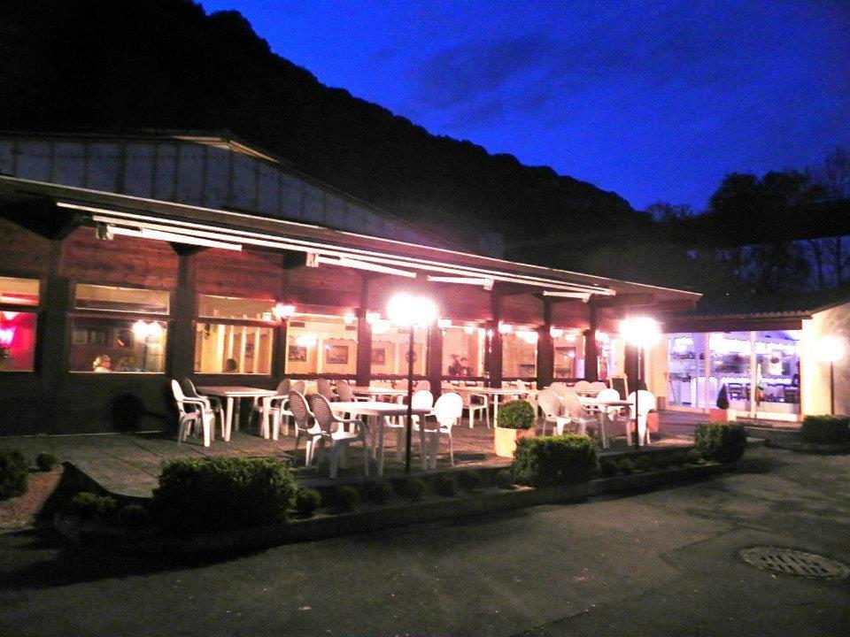 The River Village Interlaken Exterior photo
